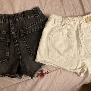Used Zara Girls Jean Shorts Size 11/12 (2 shorts) )